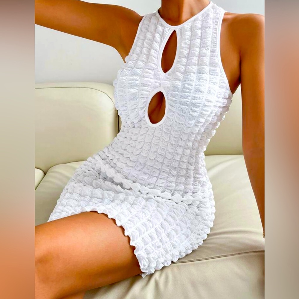 🌺Textured bubble cut out bodycon mini dress🌺5 for $30